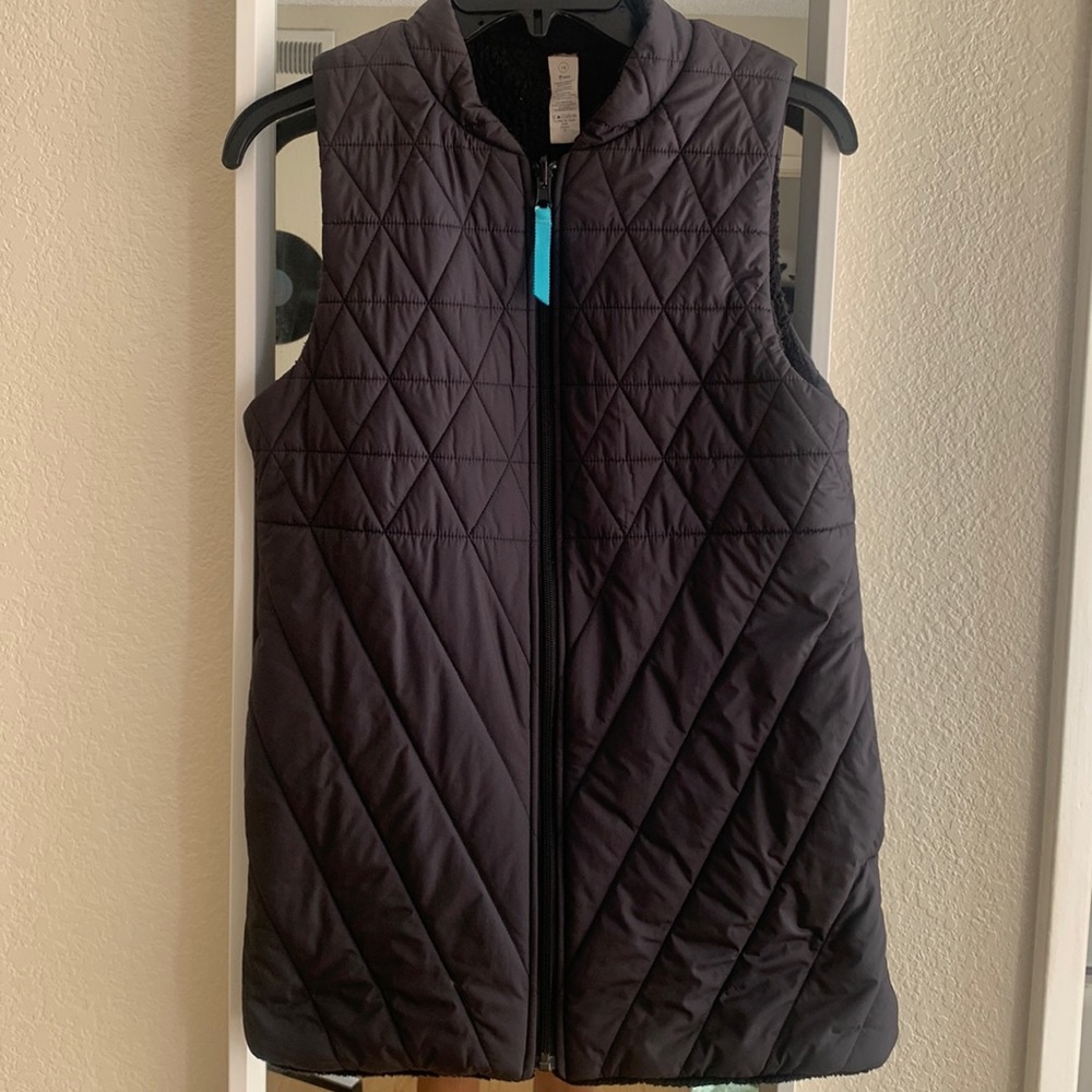 Lululemon-Ivivva | Girls Winter Vest Size 14